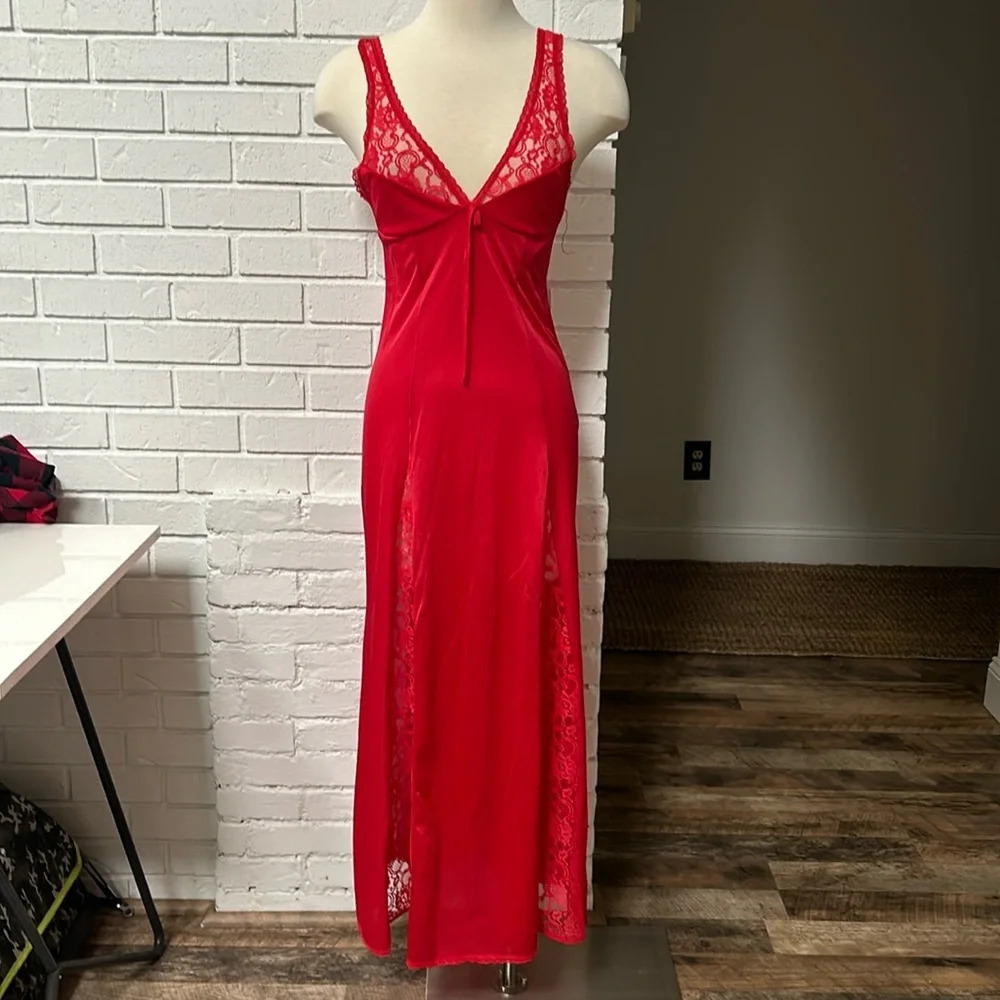 Vintage Paramount New York Red Lace Nightgown Small - Picture 1 of 13